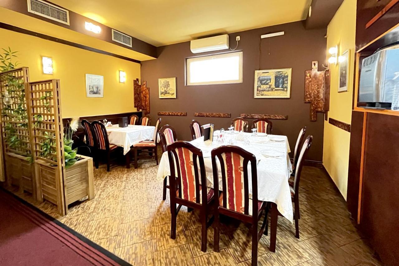 Caka Luxury Rooms & Restaurant Cuprija Luaran gambar