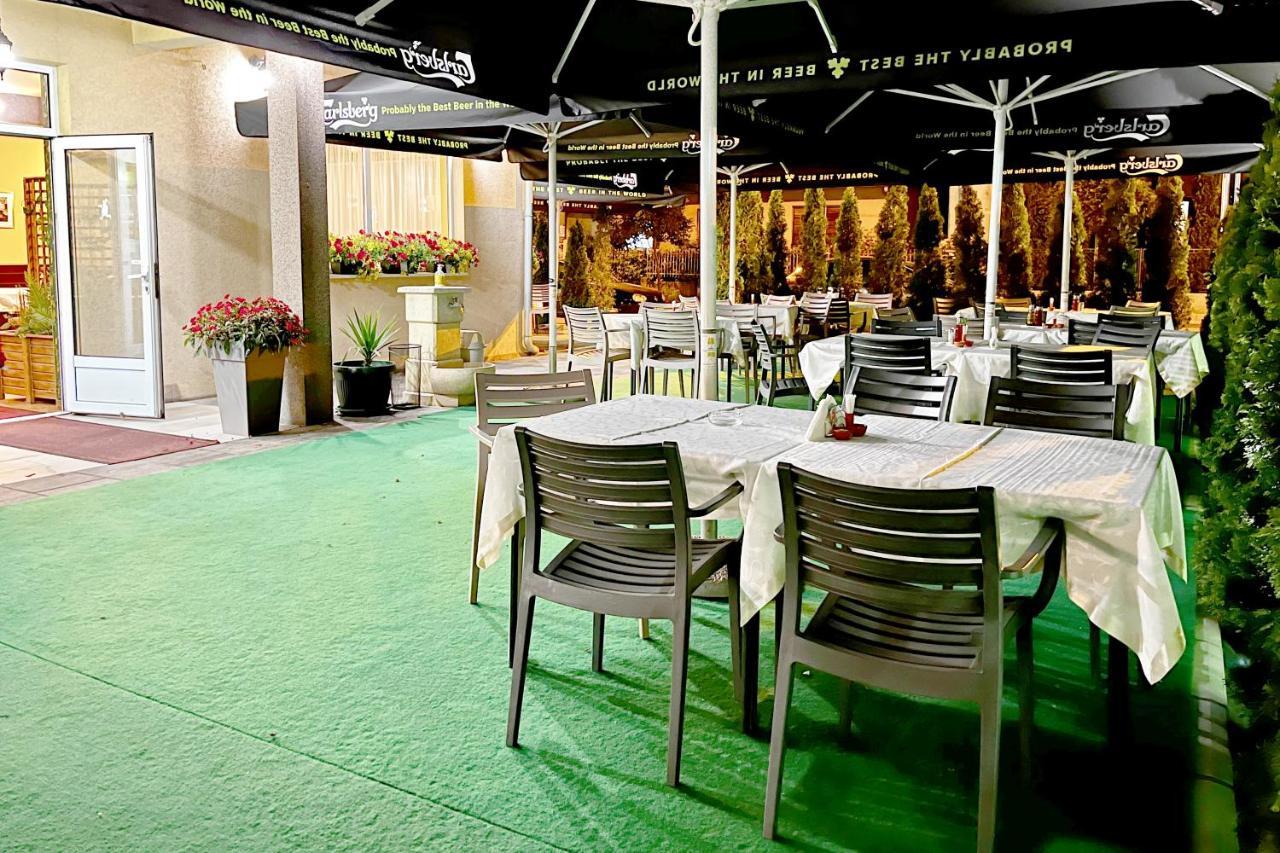Caka Luxury Rooms & Restaurant Cuprija Luaran gambar
