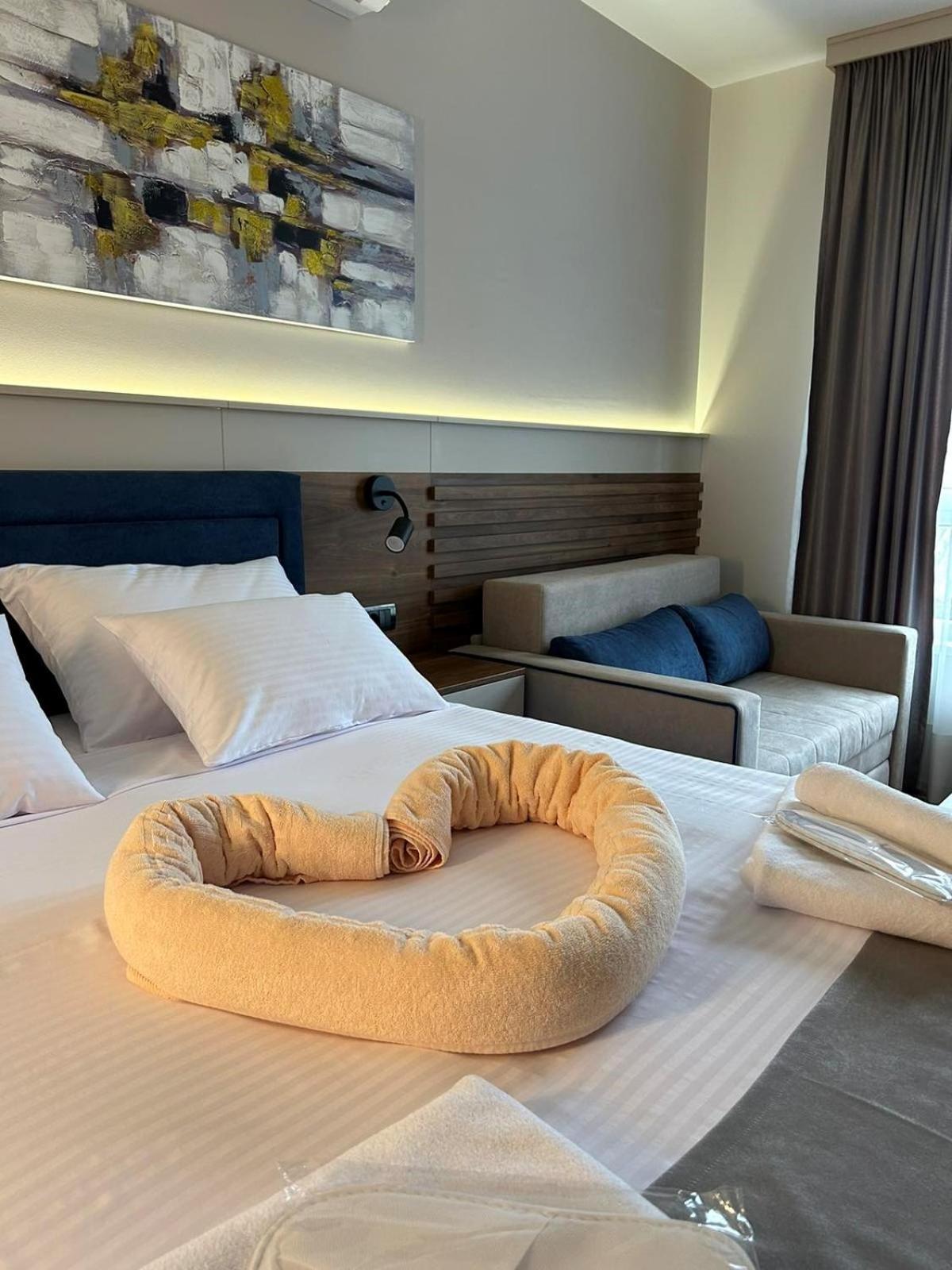 Caka Luxury Rooms & Restaurant Cuprija Luaran gambar